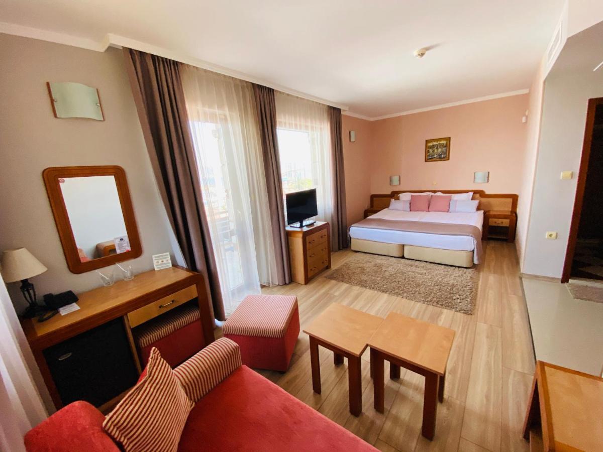 Family Hotel Saint Nikola Несебр Экстерьер фото