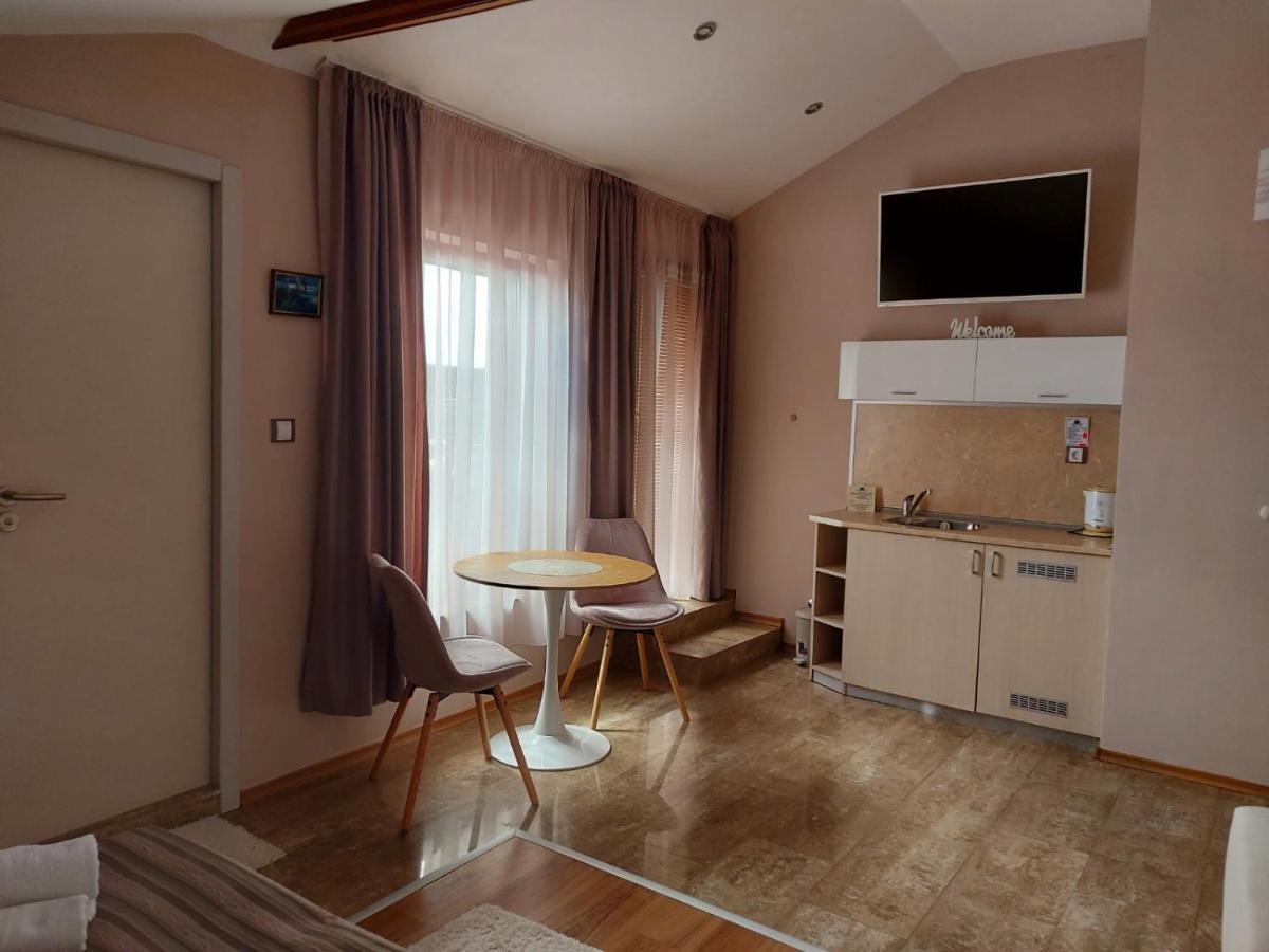 Family Hotel Saint Nikola Несебр Экстерьер фото